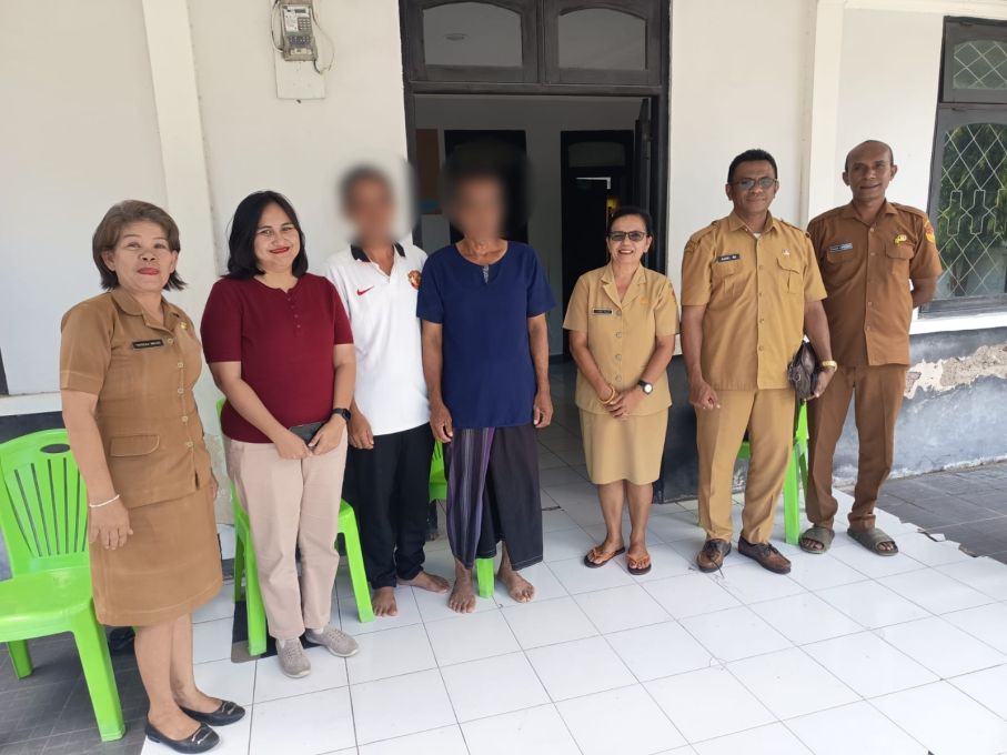 Bersinergi Menolong Sesama: Langkah Dinsos Provinsi NTT dan K2S Keluarga Jawa Kota Kupang Memulangkan Warga ke Kampung Halaman